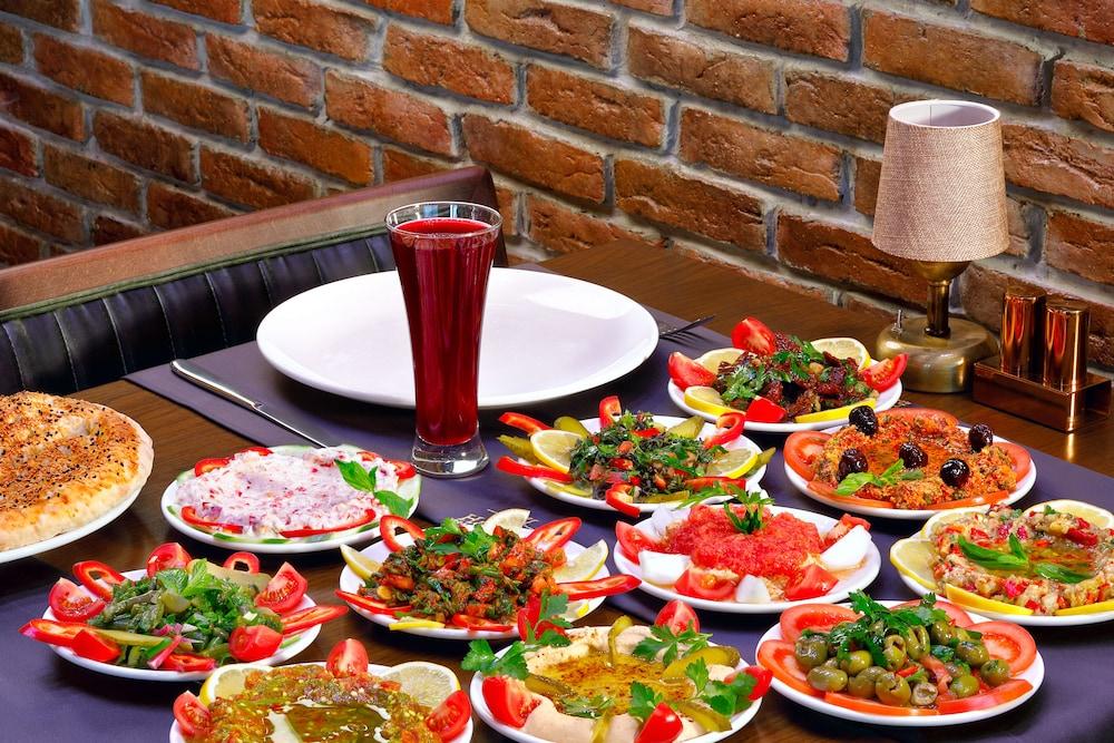The Merlot Hotel Eskisehir Exterior photo